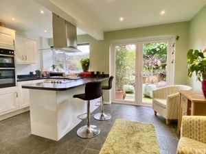 Kitchen/Diner- click for photo gallery